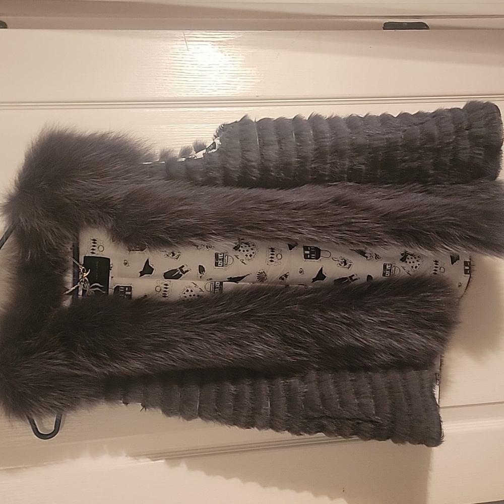 Fur vest size small